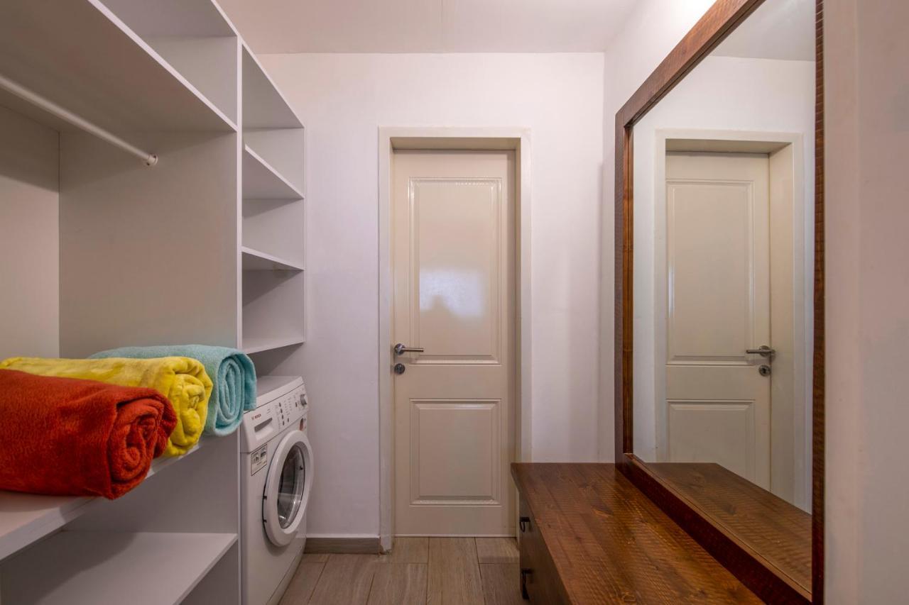 Villa רז אירוח ברמה Qaşrīn Esterno foto