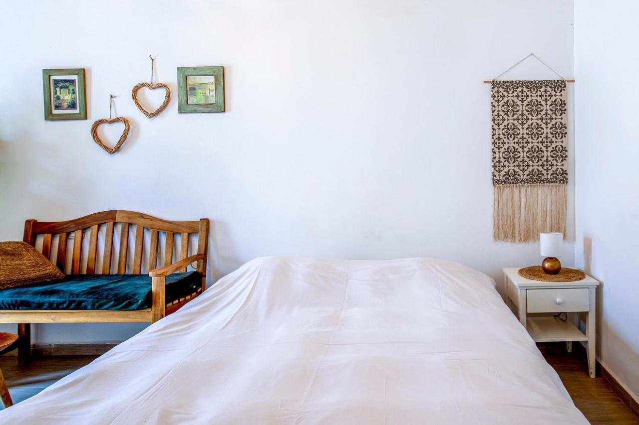 Villa רז אירוח ברמה Qaşrīn Esterno foto
